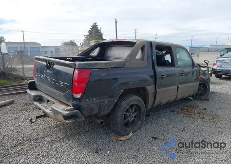 2002 Chevrolet Avalanche 1500 z USA, uszkodzony, nr VIN 3GNEC13T22G121479